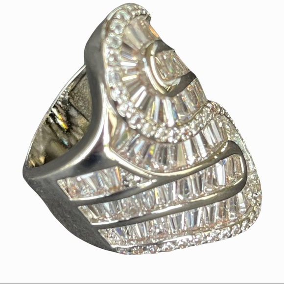 The Quytery Swarovski .925 Silver Ring - Picture 11 of 11